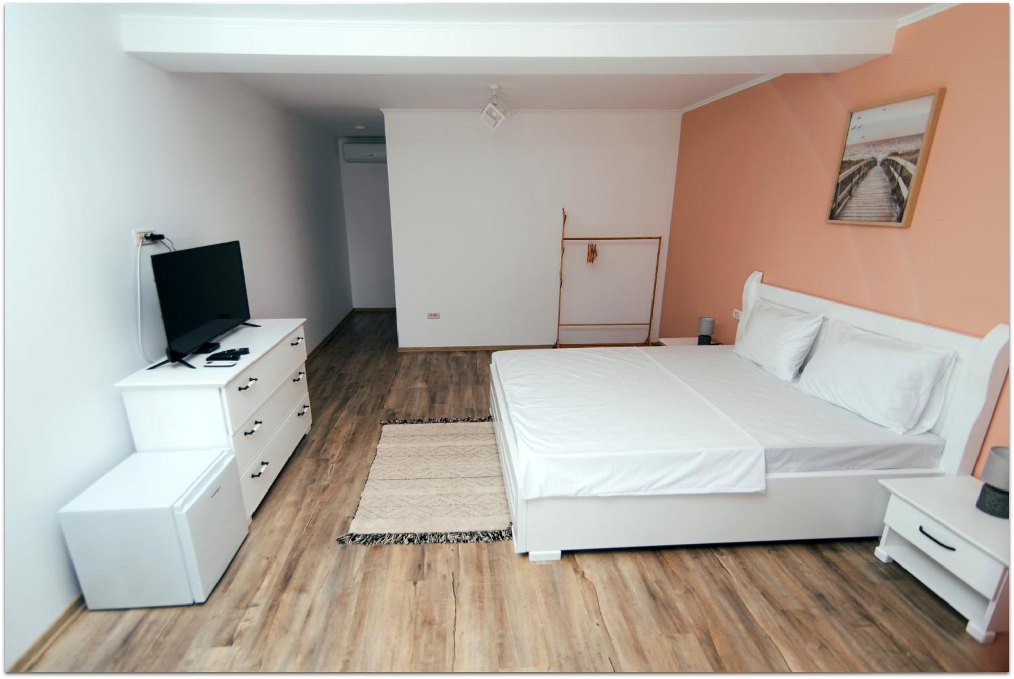 Hotel La Relian Partizanii Zewnętrze zdjęcie